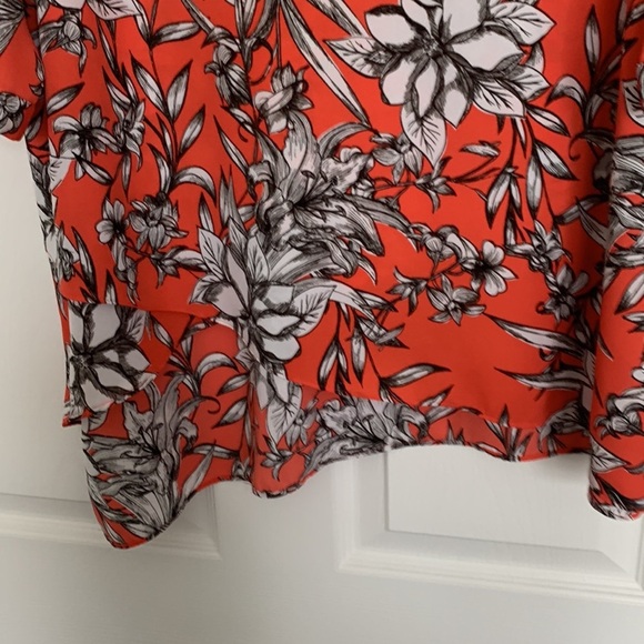 Zac & Rachel Tunic Top - Picture 3 of 8